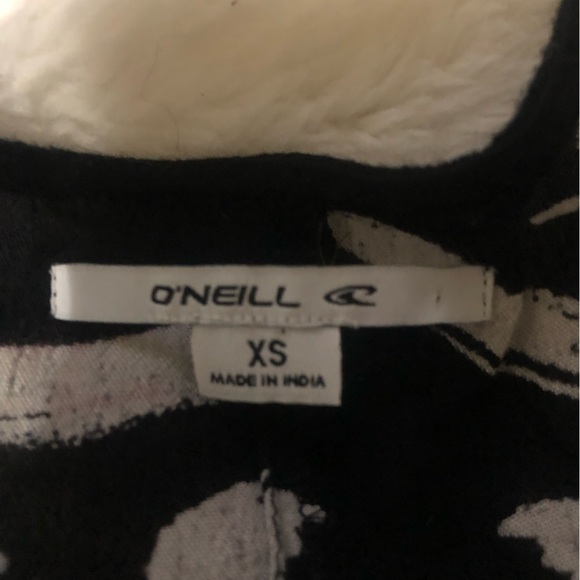 O'NEILL Amalia Black Floral Print Short Sleeve Womens Romper xs - Picture 3 of 9